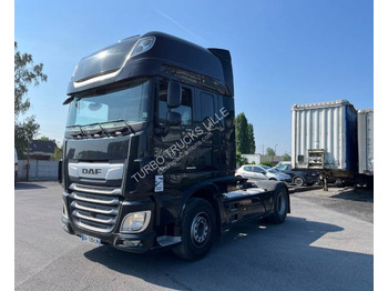 Влекач DAF XF 530