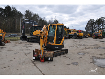 Мини багер HYUNDAI