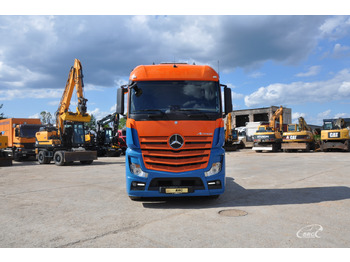 Влекач Mercedes-Benz Actros: снимка 3