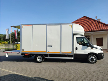 Лекотоварен автомобил фургон Iveco Daily 35C14: снимка 2
