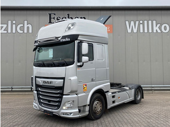 Влекач DAF XF 530