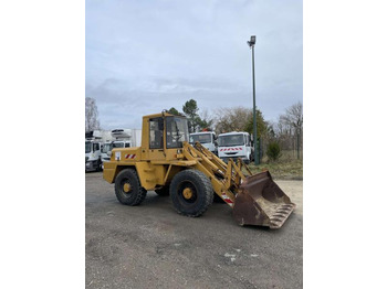 Колесен товарач Schaeff SJK 861: снимка 1