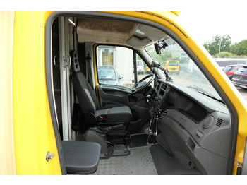 Interior photo 1: Лекотоварен автомобил фургон IVECO Daily 35 S11 C30C AUTOMATIK KAMERA MAXI Regale L
