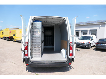 Товарен бус RENAULT Master
