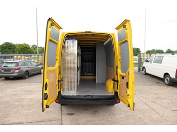 Товарен бус RENAULT Master