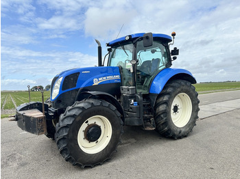 Трактор NEW HOLLAND T7.210