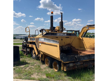 Асфалтополагач CATERPILLAR
