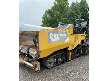 Асфалтополагач CATERPILLAR AP655F
