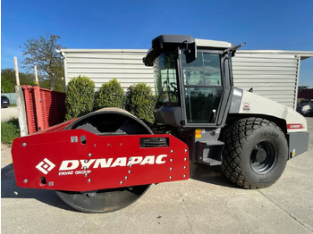 Валяк DYNAPAC