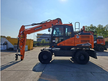 Колесен багер DOOSAN DX160W