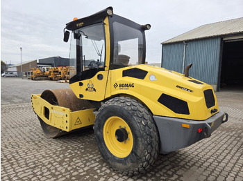 Компактор BOMAG