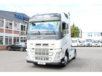 Влекач VOLVO FH 500