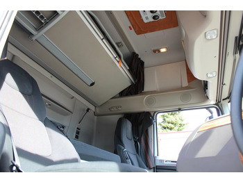 Влекач Daf 530 SSC  Retarder  Kühlbox  2 Tanks  Standklima: снимка 4