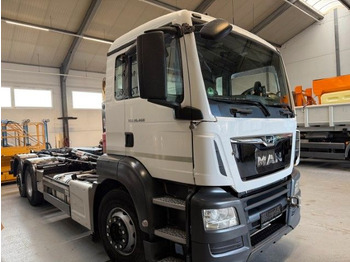 Мултилифт с кука камион MAN