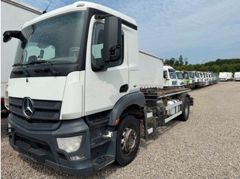 Мултилифт с кука камион MERCEDES-BENZ Antos 1824
