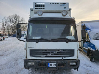Рефрижератор камион VOLVO FL 250 FOR SPAREPARTS: снимка 2