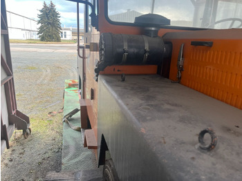 Влекач на самолети ATA 8500 4X4: снимка 3