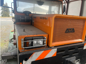 Влекач на самолети ATA 8500 4X4: снимка 2