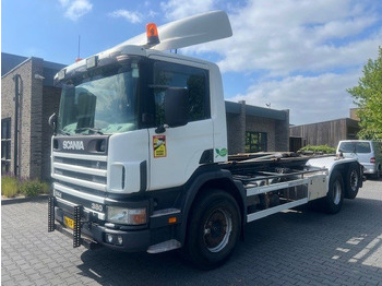 Контейнеровоз/ Сменна каросерия камион SCANIA P114