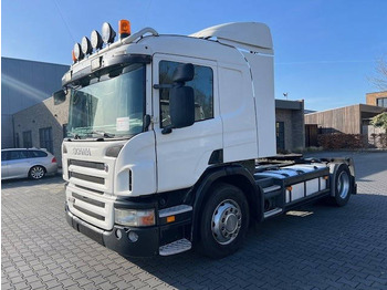 Влекач SCANIA P 380