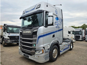 Влекач SCANIA S 500
