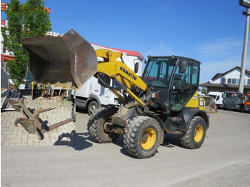 Колесен товарач KOMATSU WA80