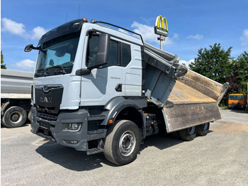 Самосвал камион MAN TGS