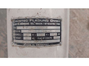 Техника за наземно обслужване Towbar FSST F70/F100 Fladung: снимка 3 Техника за наземно обслужване Towbar FSST F70/F100 Fladung: снимка 3