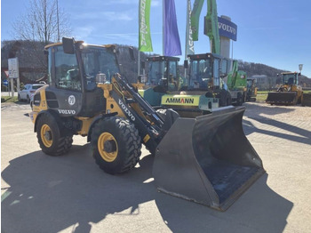 Мини челен товарач VOLVO