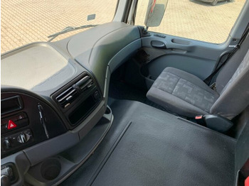 Лизинг на Mercedes-Benz ACTROS 4141 EURO4 8x6 Muldenkipper Mercedes-Benz ACTROS 4141 EURO4 8x6 Muldenkipper: снимка 4