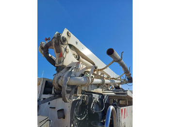Лизинг на  Mercedes-Benz Actros 2636 6x4 Betonpumpe Putzmeister 24-4 16H Mercedes-Benz Actros 2636 6x4 Betonpumpe Putzmeister 24-4 16H: снимка 4