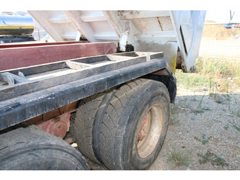 Самосвал камион IVECO euro tracker MP41E44W: снимка 4 Самосвал камион IVECO euro tracker MP41E44W: снимка 4