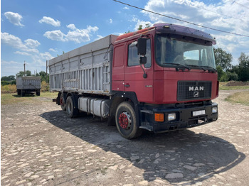 Бордови камион MAN 25.422