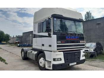Влекач DAF XF 95 430