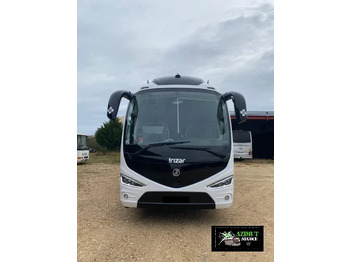 Туристически автобус