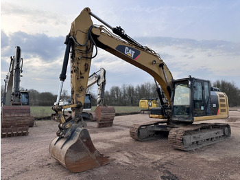 Верижен багер CATERPILLAR 323EL