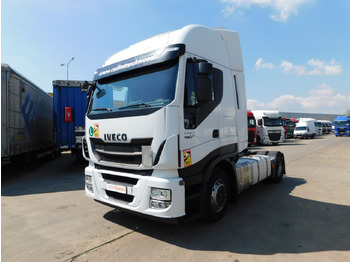 Влекач IVECO