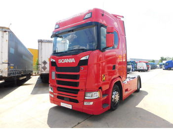 Влекач SCANIA S 450