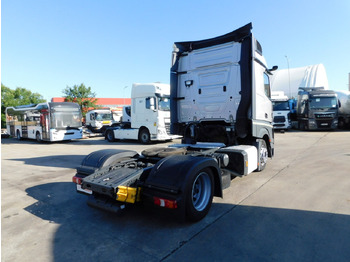 Влекач Mercedes Actros: снимка 3