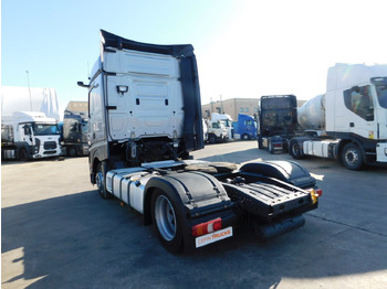 Влекач Mercedes Actros: снимка 4