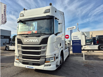Влекач SCANIA R 450