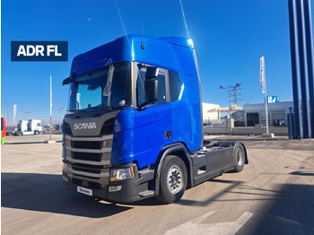 Влекач SCANIA R 450
