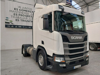 Влекач SCANIA R 410