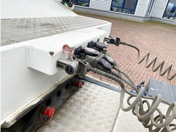 Полуремарке бетон миксер 10/5/F/ZA-1800 KARRENA Betonmischer ca. 10m³ 10/5/F/ZA-1800 KARRENA Betonmischer ca. 10m³, Liftachse: снимка 4