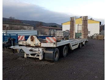 Нискорамна площадка ремарке