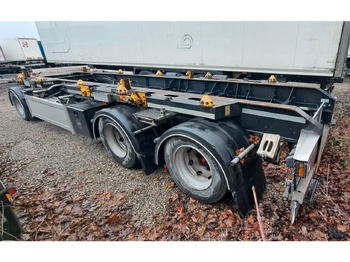 Контейнеровоз/ Сменна каросерия ремарке