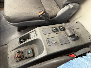 Мултилифт с кука камион Iveco ML80E18/P 4x2 ML80E18/P 4x2, City-Abroller: снимка 4
