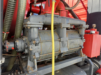 Камион Mercedes-Benz Actros 3246 L 8x2 Actros 3246 L 8x2, Hellmers Saug- und Spülwagen ca. 15m³: снимка 3 Камион Mercedes-Benz Actros 3246 L 8x2 Actros 3246 L 8x2, Hellmers Saug- und Spülwagen ca. 15m³: снимка 3