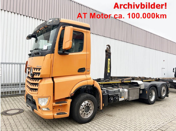 Мултилифт с кука камион MERCEDES-BENZ Arocs