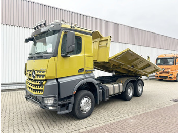 Самосвал камион MERCEDES-BENZ Arocs 3363